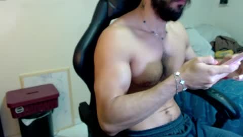 god hunkules online show from May 1, 2026, 3:38 pm
