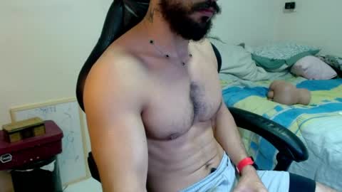 Snapshot of god_hunkules chatting on May 8, 2026, 6:57 pm god hunkules online show from May 8, 2026, 6:57 pm