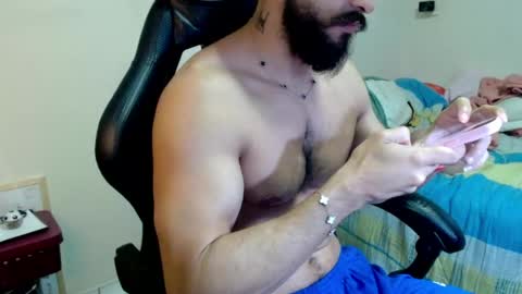 Snapshot of god_hunkules chatting on May 21, 2026, 4:14 pm god hunkules online show from May 21, 2026, 4:14 pm