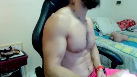 Snapshot of god_hunkules chatting on June 4, 2026, 4:24 pm god hunkules online show from June 4, 2026, 4:24 pm