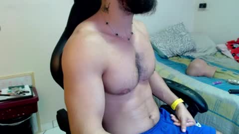 Snapshot of god_hunkules chatting on July 5, 2026, 8:27 pm god hunkules online show from July 5, 2026, 8:27 pm