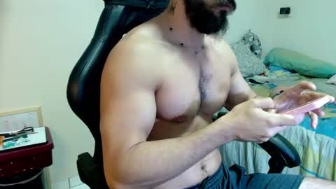 Snapshot of god_hunkules chatting on July 13, 2026, 4:21 pm god hunkules online show from July 13, 2026, 4:21 pm