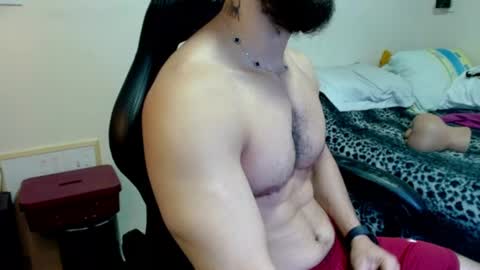 Snapshot of god_hunkules chatting on July 28, 2026, 5:01 pm god hunkules online show from July 28, 2026, 5:01 pm