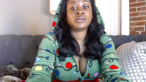 Snapshot of goddess_aaliyah chatting on January 20, 2025, 12:18 pm goddess_aaliyah online show from January 20, 2025, 12:18 pm