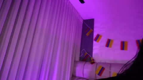 goddess_eli77 online show from July 8, 2026, 3:11 am
