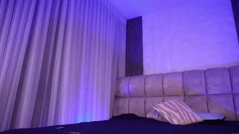 goddess_eli77 online show from July 25, 2026, 3:04 am