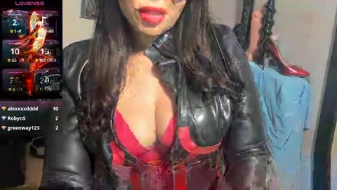 Snapshot of goddess_kimberley chatting on December 22, 2024, 11:09 pm Goddess Kimberley online show from December 22, 2024, 11:09 pm