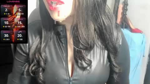 Snapshot of goddess_kimberley chatting on February 27, 2025, 8:42 pm Goddess Kimberley online show from February 27, 2025, 8:42 pm