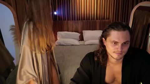   330 UTC2 girls   online show from February 18, 2026, 7:15 am