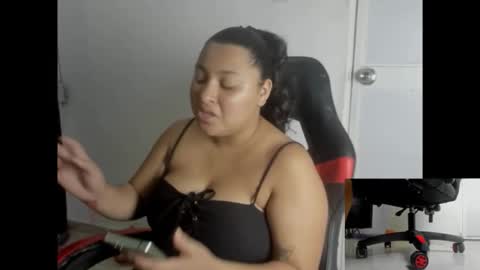 Snapshot of goddess_of_sissys chatting on December 18, 2025, 8:04 pm goddess_of_sissys online show from December 18, 2025, 8:04 pm