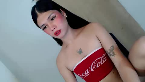 Snapshot of goddess_riana chatting on February 7, 2026, 9:57 am YOUR GODDESS RIAN online show from February 7, 2026, 9:57 am