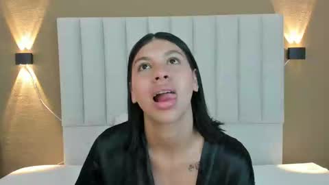 Snapshot of goddess_saori chatting on March 8, 2026, 11:52 pm Saori online show from March 8, 2026, 11:52 pm