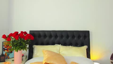 Snapshot of goddess_squirt_ chatting on October 18, 2025, 2:58 am Katrin online show from October 18, 2025, 2:58 am