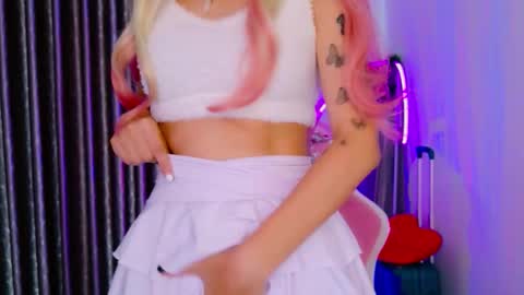 Snapshot of goddess_stars chatting on February 7, 2026, 6:06 am Katarina online show from February 7, 2026, 6:06 am