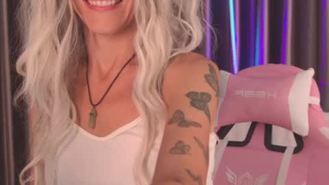 Katarina online show from May 4, 2026, 10:44 am