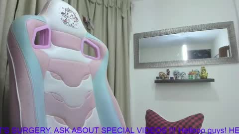 Snapshot of goddessjessica_roger chatting on May 31, 2026, 5:15 am Goddess Jessica and slave Roger online show from May 31, 2026, 5:15 am