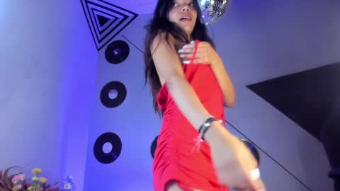 Snapshot of goddessjulieta chatting on January 14, 2025, 10:23 pm Julieta online show from January 14, 2025, 10:23 pm