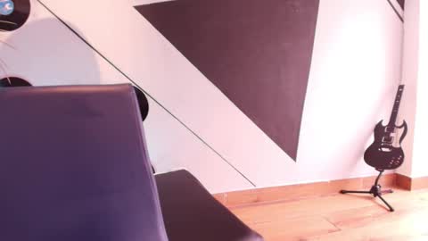 Snapshot of goddessjulieta chatting on October 26, 2025, 6:14 pm Julieta online show from October 26, 2025, 6:14 pm