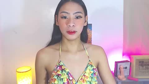 Snapshot of goddessnianxx chatting on November 15, 2025, 2:31 am Kyla and Nian online show from November 15, 2025, 2:31 am