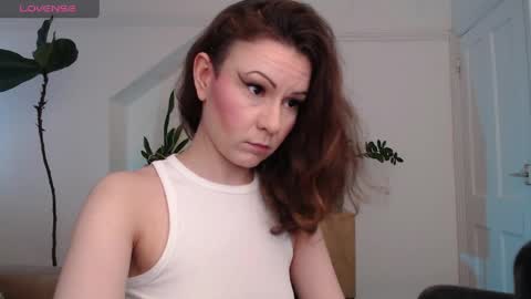 Goddess. Mommy. Master. Greedy Brat. VENINA online show from April 21, 2026, 6:55 pm