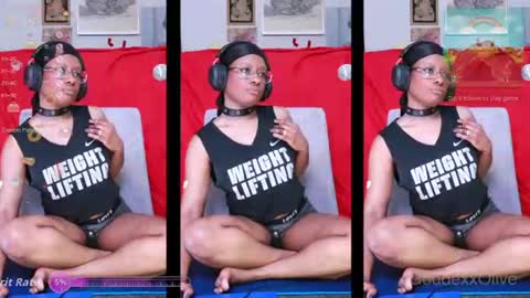 Snapshot of goddexxolive chatting on June 15, 2026, 8:00 pm Goddexx Olive online show from June 15, 2026, 8:00 pm