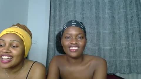 Snapshot of godess_lunah chatting on May 25, 2026, 7:31 pm godess_lunah online show from May 25, 2026, 7:31 pm