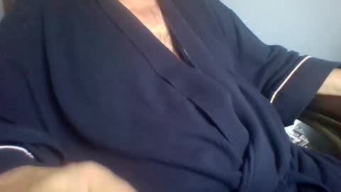 Snapshot of godfather943 chatting on July 1, 2026, 3:34 pm godfather943 online show from July 1, 2026, 3:34 pm