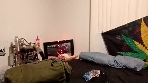 KCKK HOTTEST IN THE BAY online show from March 18, 2026, 3:42 am