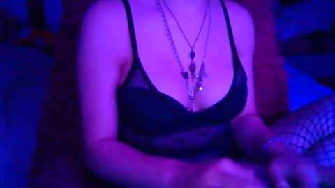 Snapshot of godpphire chatting on October 9, 2025, 8:07 pm godpphire online show from October 9, 2025, 8:07 pm