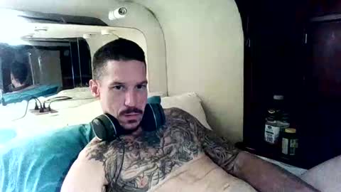 goinwild8900 online show from December 11, 2024, 12:44 pm