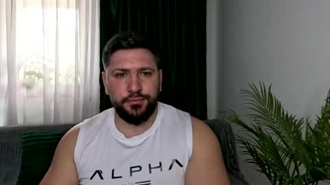 gold_alpha_boy online show from April 29, 2026, 10:41 am