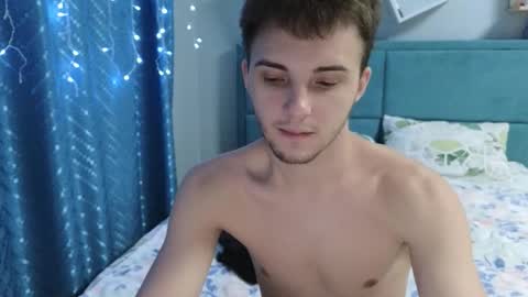 Golden boyyy21 online show from February 4, 2026, 2:34 pm