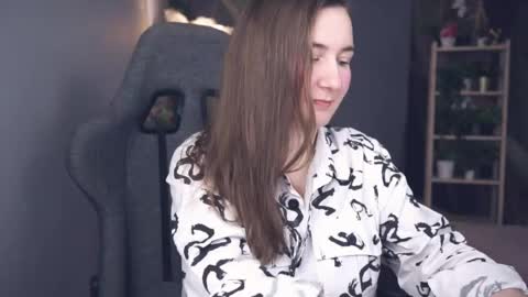 Snapshot of golden_dragones chatting on May 1, 2026, 8:41 am Gloria online show from May 1, 2026, 8:41 am