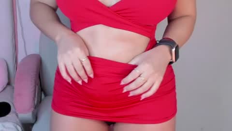 golden_issy online show from August 2, 2026, 3:38 am