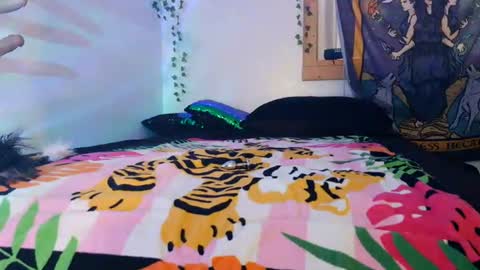 Snapshot of goldendelicious577600 chatting on June 11, 2026, 8:51 pm XxPretentious PeachxX online show from June 11, 2026, 8:51 pm
