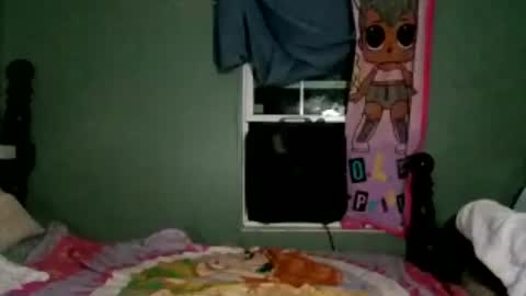 goldendoll1704 online show from July 24, 2026, 3:15 am