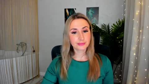 Olivia online show from March 5, 2025, 3:40 am