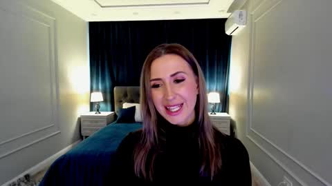 Olivia online show from November 20, 2025, 5:07 am