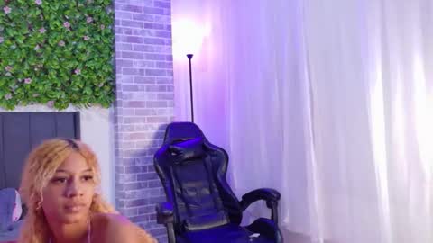 Moon  online show from September 11, 2025, 3:50 am