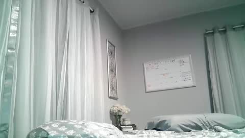 GoldenPuss online show from January 16, 2025, 6:46 am