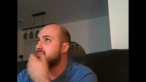 goldenspainboy online show from April 10, 2026, 7:07 pm