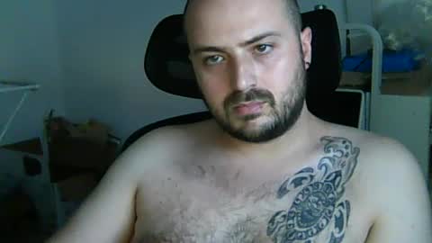 goldenspainboy online show from July 4, 2026, 4:46 pm