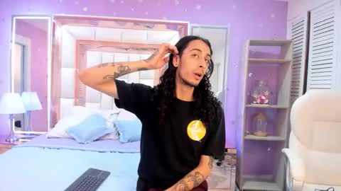 Snapshot of goldentemptation_ chatting on June 2, 2026, 7:27 pm goldentemptation_ online show from June 2, 2026, 7:27 pm