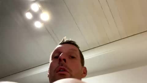 Snapshot of goldmedalexcellent chatting on January 17, 2026, 7:06 pm Goldmedal online show from January 17, 2026, 7:06 pm