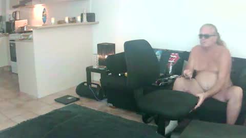 Snapshot of goldyguy011 chatting on June 4, 2026, 11:05 am goldyguy011 online show from June 4, 2026, 11:05 am