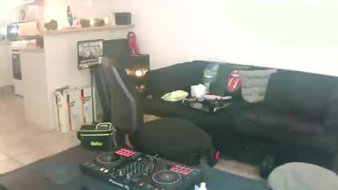Snapshot of goldyguy011 chatting on June 14, 2026, 2:24 am goldyguy011 online show from June 14, 2026, 2:24 am