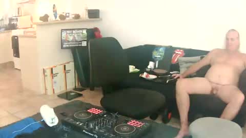 Snapshot of goldyguy011 chatting on June 18, 2026, 1:06 am goldyguy011 online show from June 18, 2026, 1:06 am