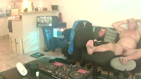 Snapshot of goldyguy011 chatting on June 24, 2026, 1:37 am goldyguy011 online show from June 24, 2026, 1:37 am