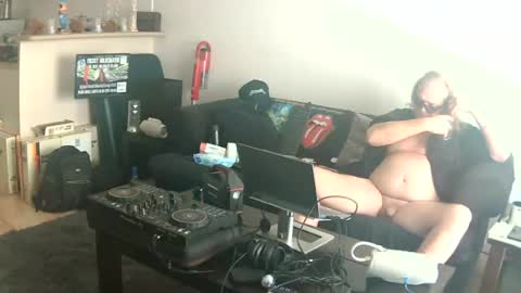 Snapshot of goldyguy011 chatting on July 14, 2026, 1:19 am goldyguy011 online show from July 14, 2026, 1:19 am