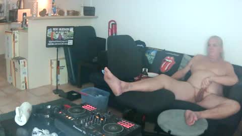 Snapshot of goldyguy011 chatting on July 21, 2026, 7:00 am goldyguy011 online show from July 21, 2026, 7:00 am